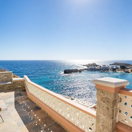 La Scala Luxury Villas Hotell *
