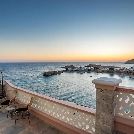 La Scala Luxury Villas Hotell *