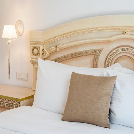 La Scala Luxury Villas Hotell